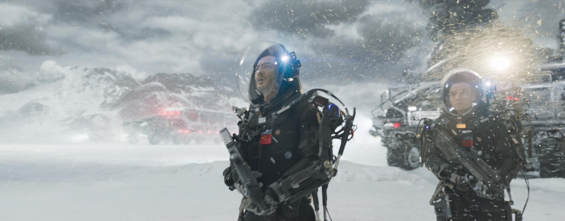 THE WANDERING EARTH THE WANDERING EARTH